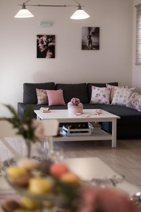 Velanidia Apartments Платария Экстерьер фото